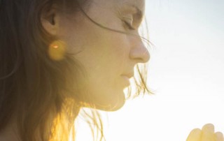 Woman Praying: Forgiveness
